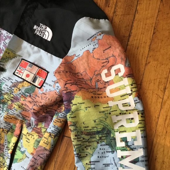 NorthFace Jacket - Picture 2 of 5